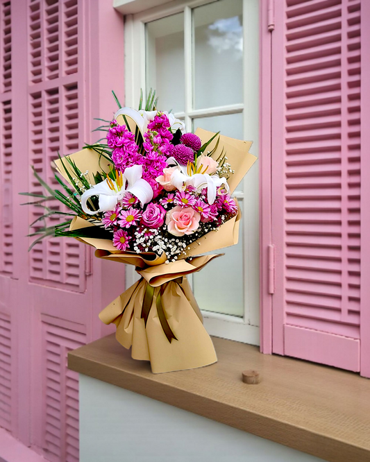 Fuchsia Grace Pembenin Zarafeti Buketi