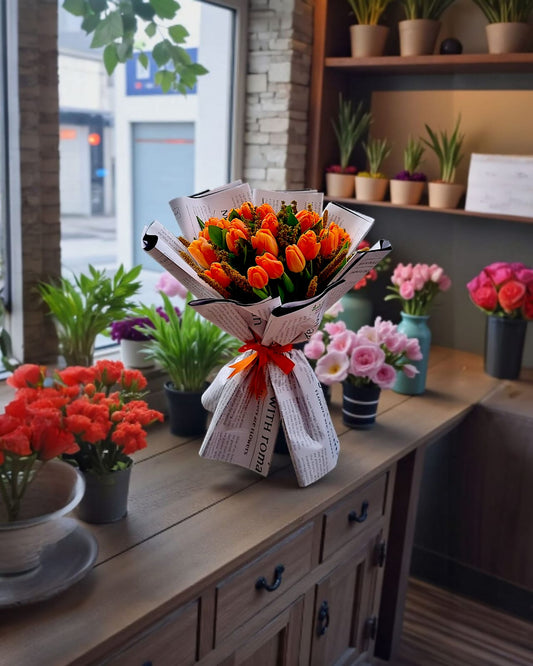 Sunset Tulip Charm Turuncu Lale Buketi