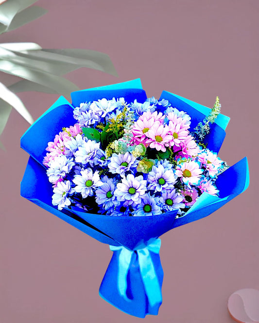 Blue Harmony Mavi ve Pembe Krizantem Buketi