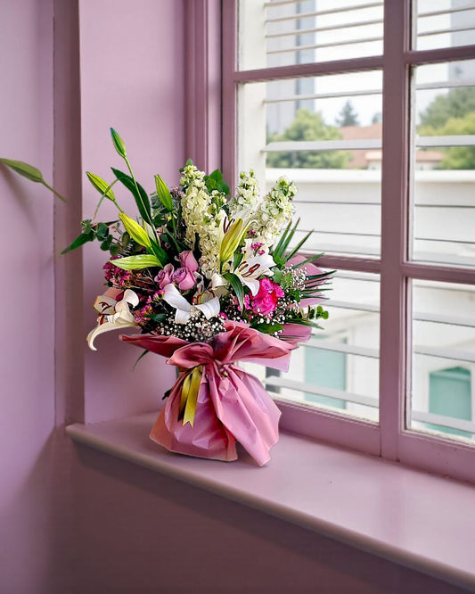 Amethyst Light Şebboy&Lilyum ve Lila Gül Buketi