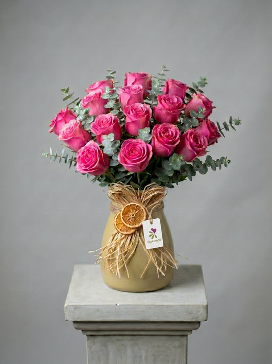 Pink Velvet Romance | Premium Pembe Gül Aranjmanı