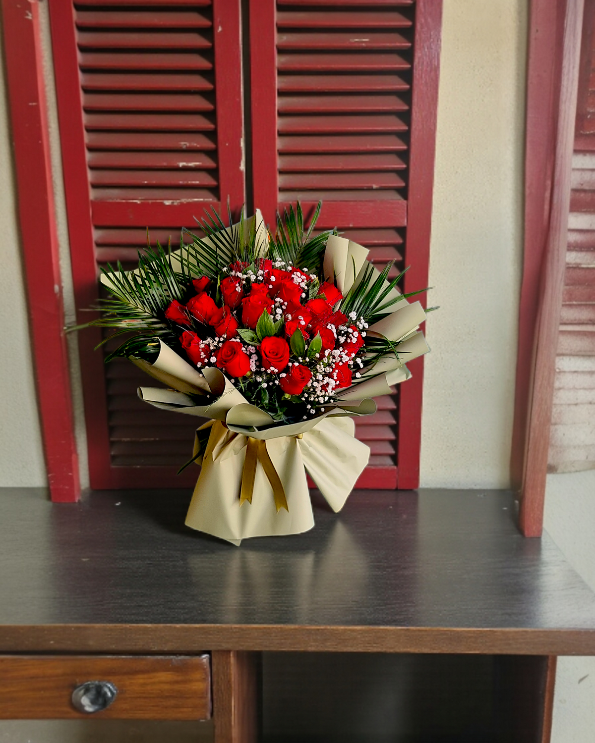 Crimson Love Bouquet  Kızıl Aşk Buketi