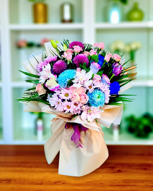 Pastel Harmony Kasımpatı,Lilyum ve Ekvator Gülleri Buketi