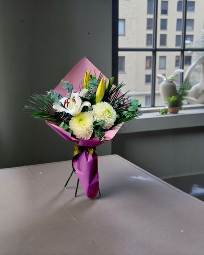 Ivory Bloom Grace Anastasia&Lilyum Buketi - Çiçeklendir