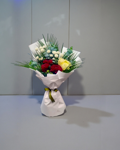 Crimson Ivory Elegance - Çiçeklendir