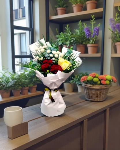 Crimson Ivory Elegance - Çiçeklendir