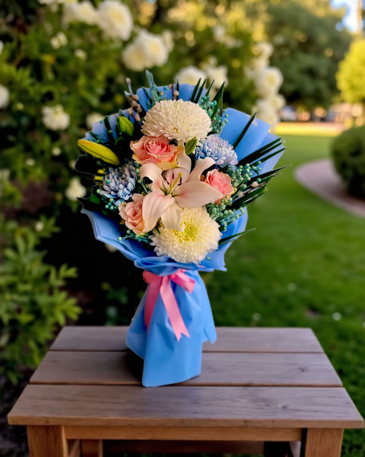 Serenity Bloom Anastasya&Lilyum ve Gül Buketi