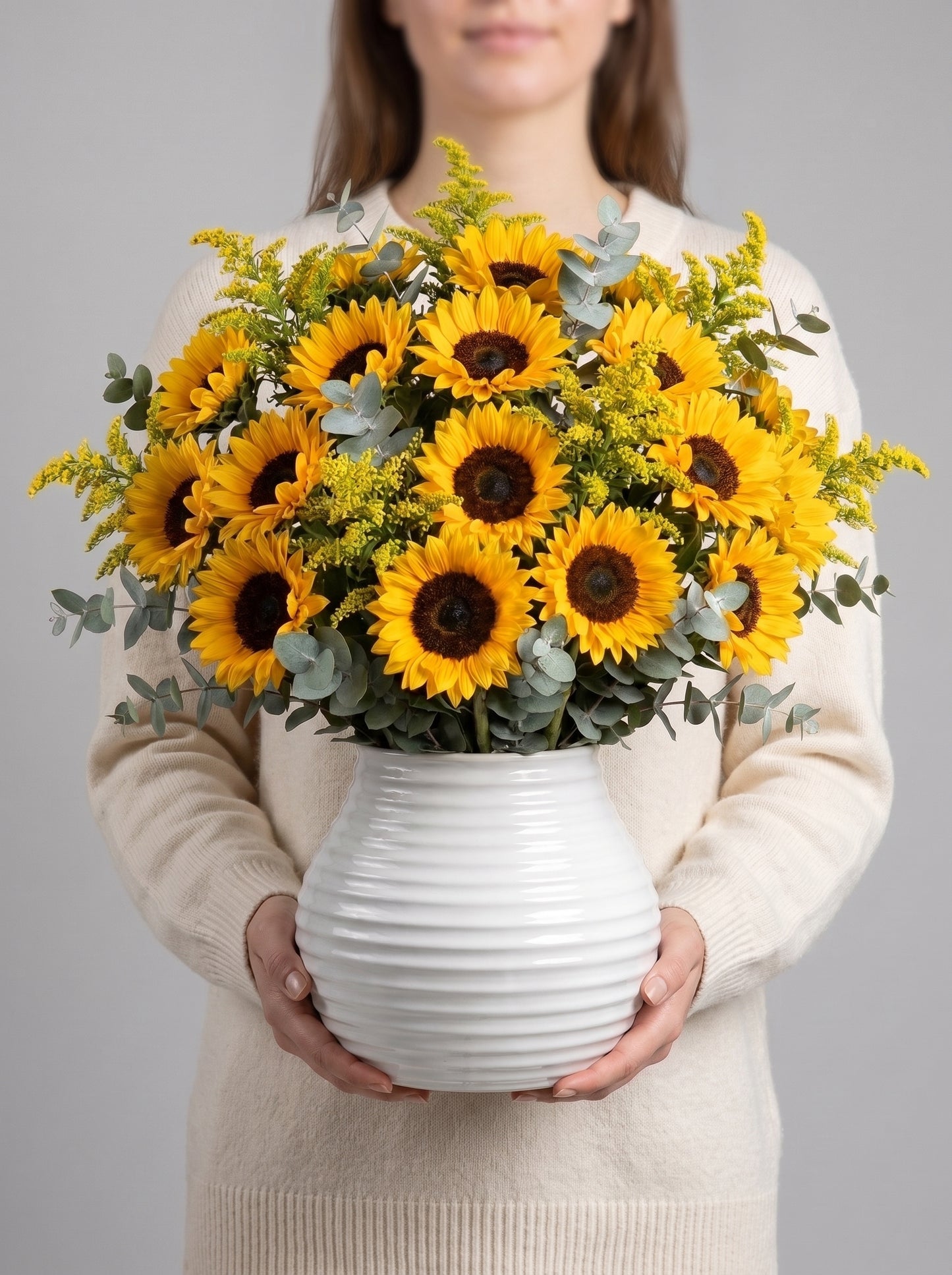 Royal Sunflower Splendor  Premium Ayçiçeği Vazolu Aranjman