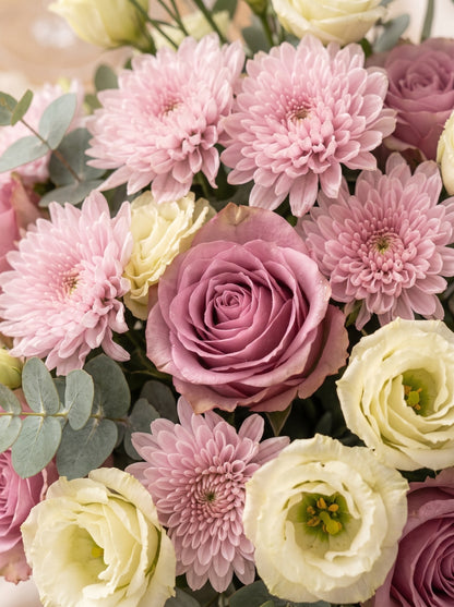 Blush Wedding Grace  Pembe Gül ve Lisyantus Gelin Buketi