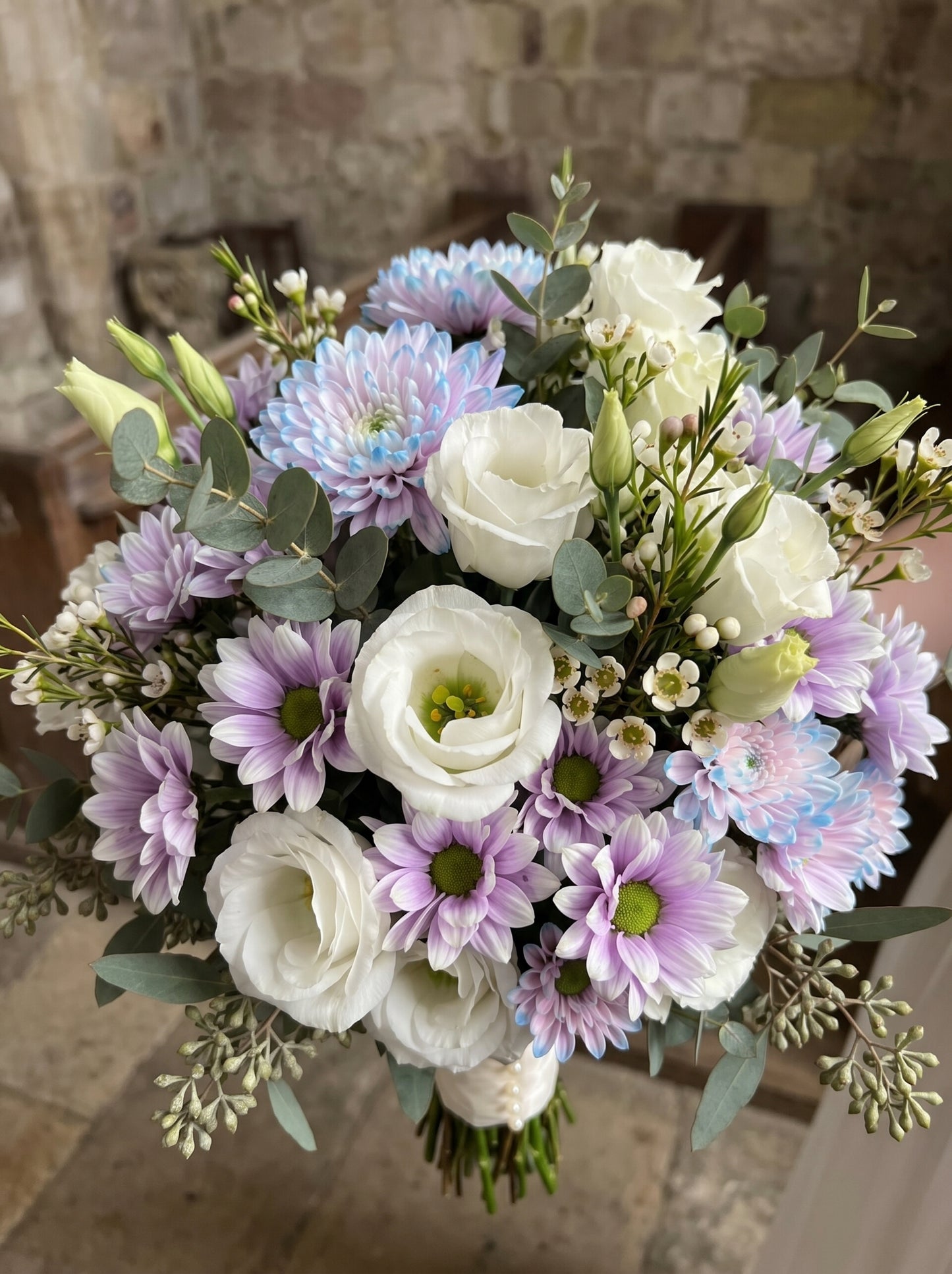 Lavender Whisper Elegance  Lisyantus ve Anastasia Gelin Buketi