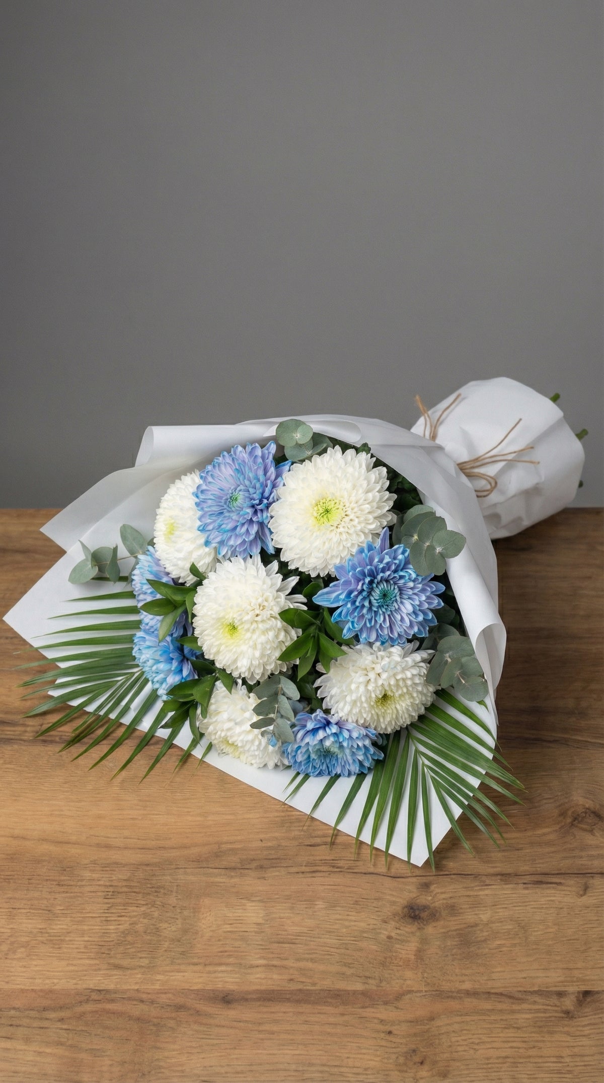 Blue Serenity Bouquet  Mavi & Beyaz Anastasia Buketi