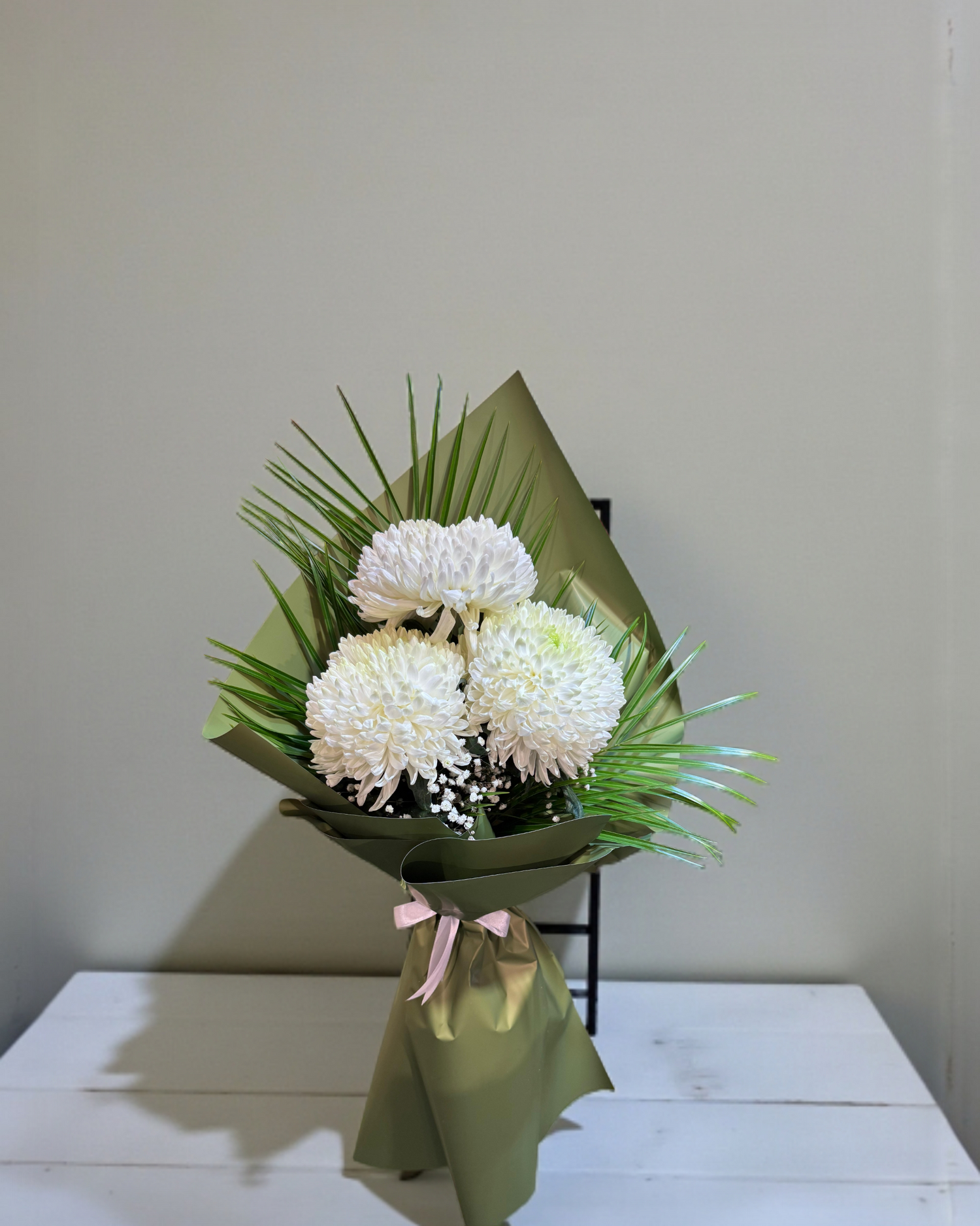 Snow Harmony  Beyaz Uyumu Anastasia Buketi