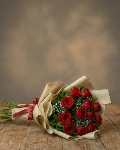 Classic Red Grace  11 Adet Kırmızı Gül Buketi