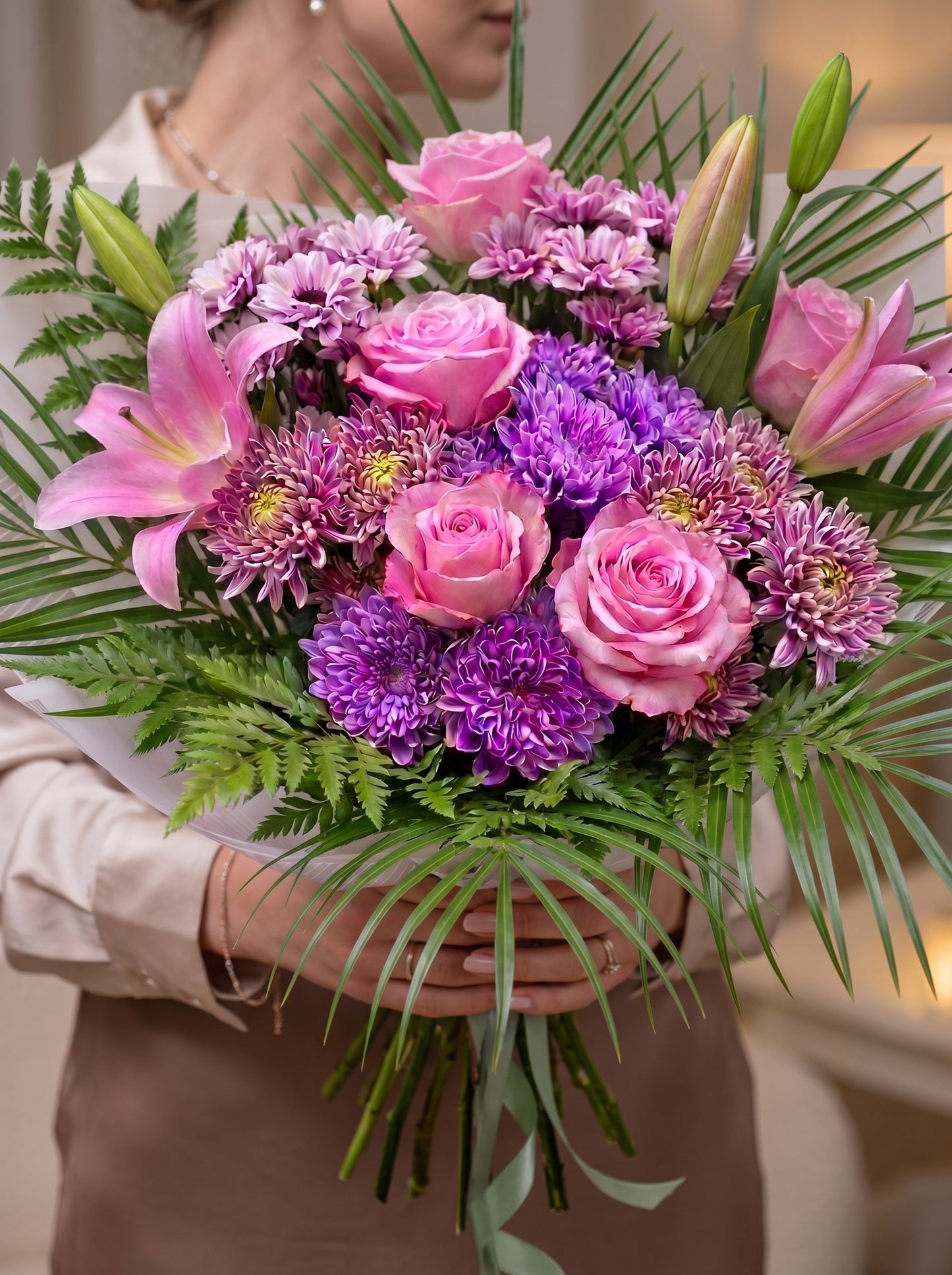 Royal Orchid Symphony  Gül, Lilyum ve Anastasia Premium Buketi