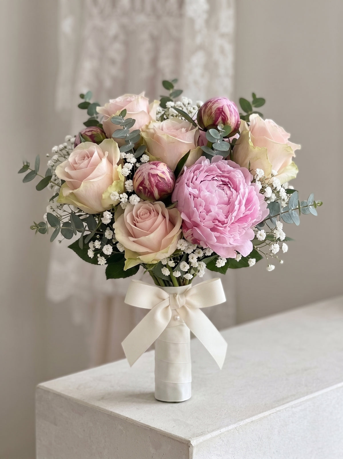 Royal Blush Peony  Premium Şakayık ve Pembe Gül Gelin Buketi