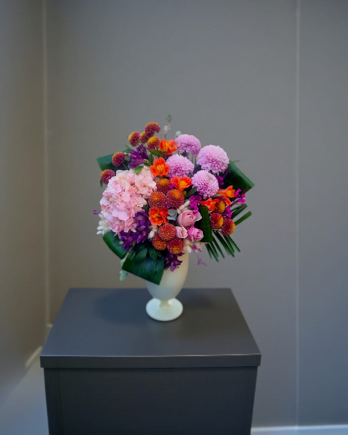 Pink Sunset Bloom  Pembe Günbatımı Aranjmanı