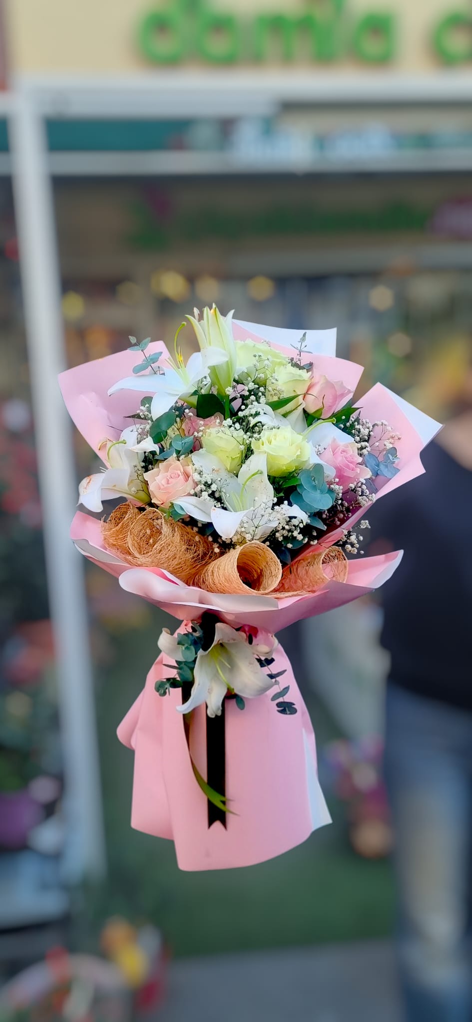 Ivory Blush Elegance Lilyum&Gül Buketi - Çiçeklendir