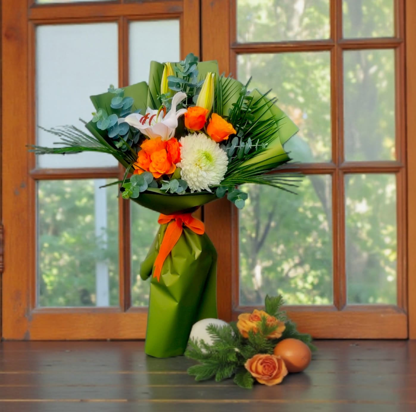 Citrus Garden Elegance Beyaz Anastasia&Turuncu Gül Buketi - Çiçeklendir