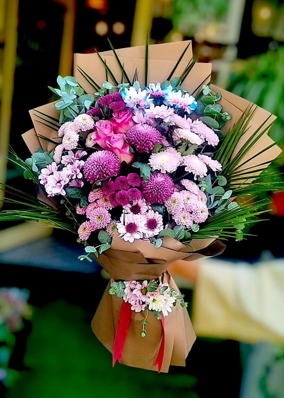 Royal Pastel Symphony  Premium Lila Gül ve Anastasia Krizantem Buketi