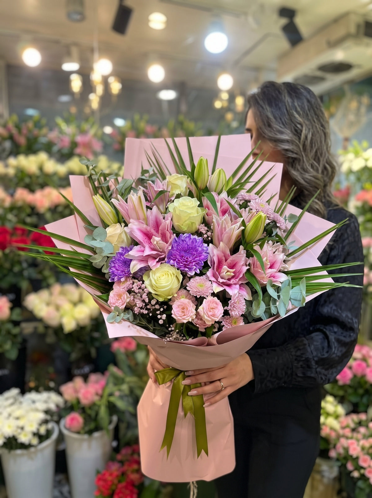 Amethyst Blush Symphony Premium Lilyum & Krizantem & Gül Buketi – zarif hediye paketi, Çiçeklendir Ankara