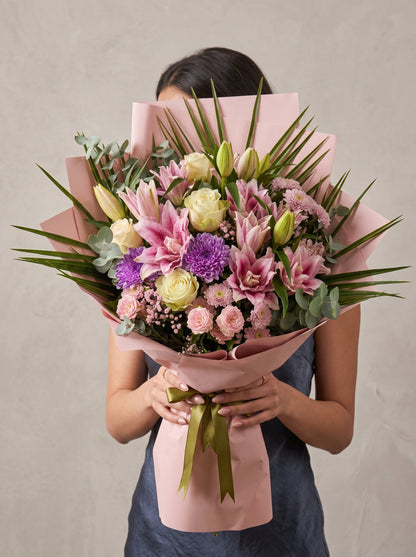Amethyst Blush Symphony Premium Lilyum & Krizantem & Gül Buketi – Ankara çiçek siparişi, aynı gün teslim