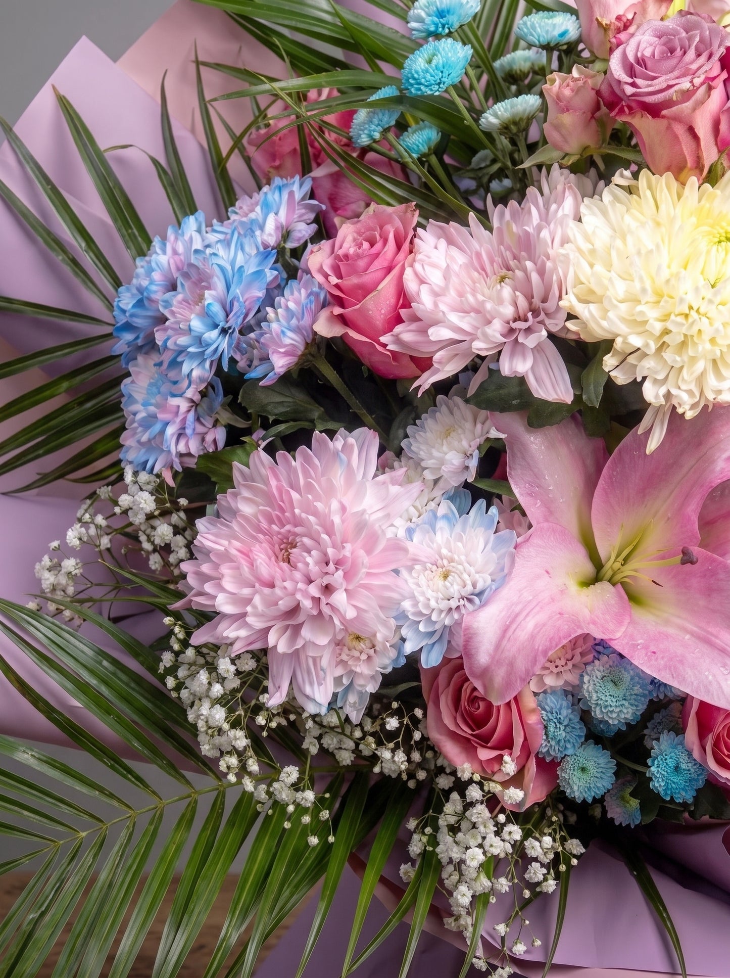 Royal Lavender Symphony – Premium Lilyum ve Krizantem Buketi