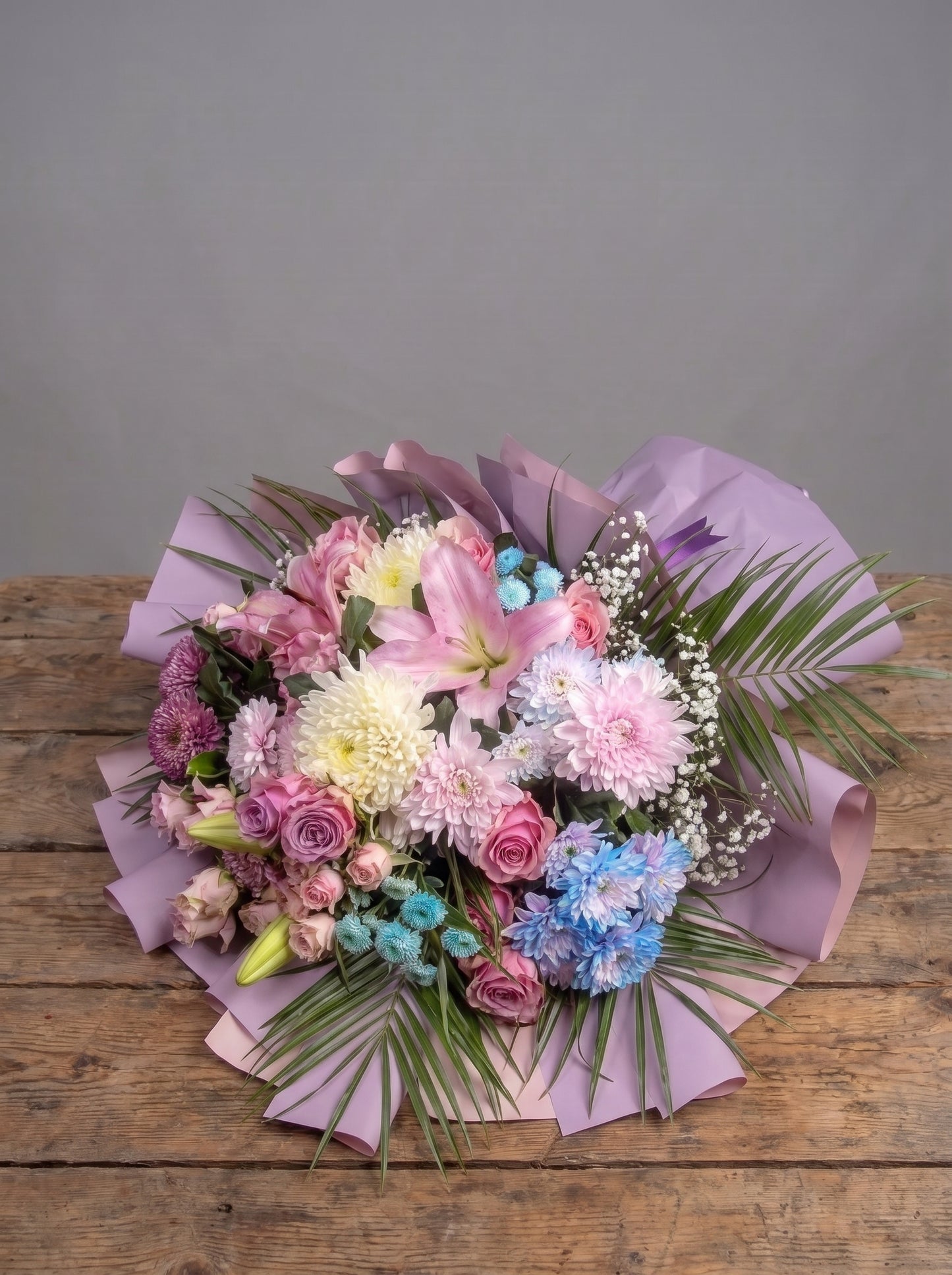 Royal Lavender Symphony – Premium Lilyum ve Krizantem Buketi