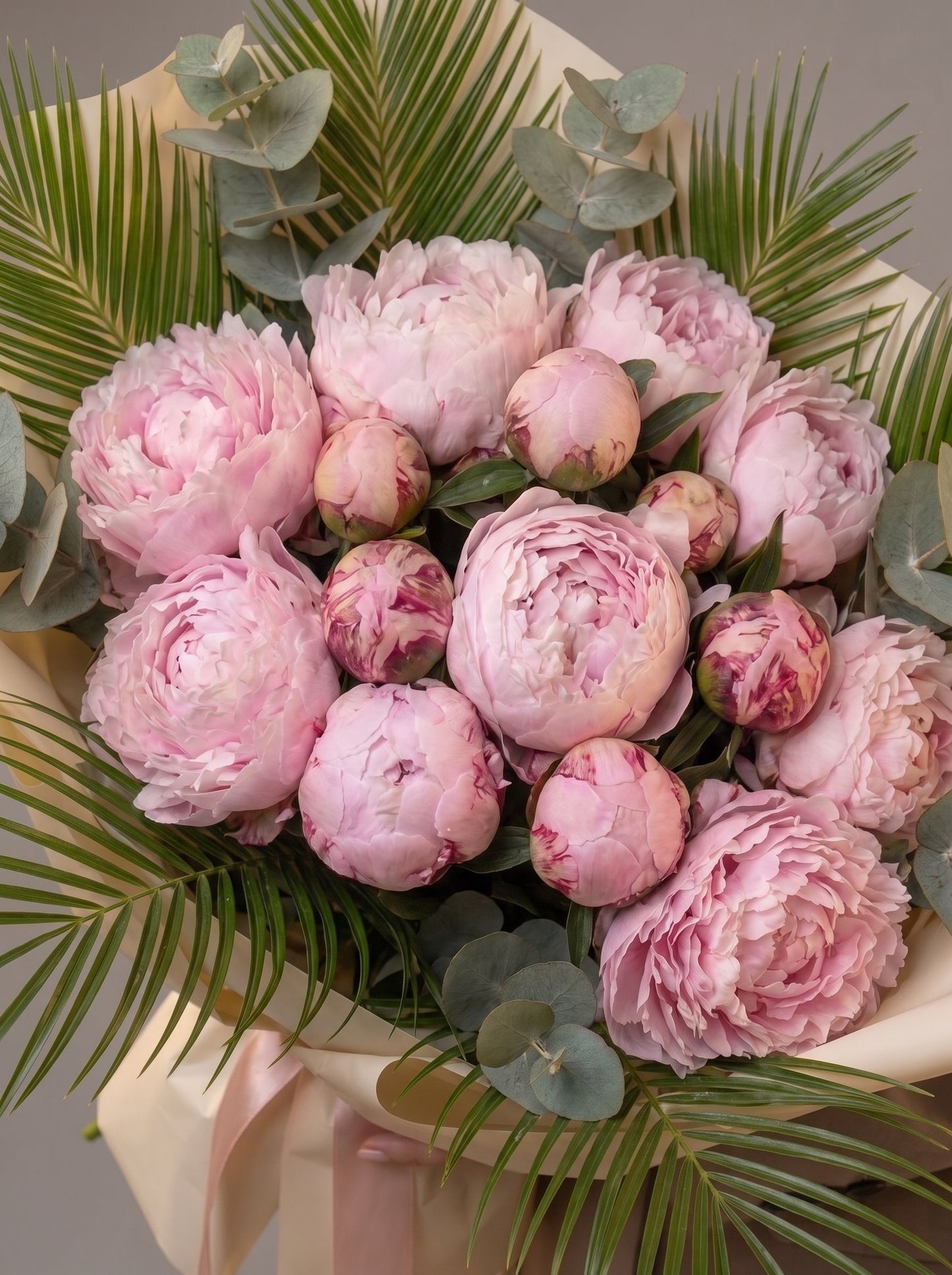 Royal Peony Prestige  Premium Pembe Şakayık Buketi