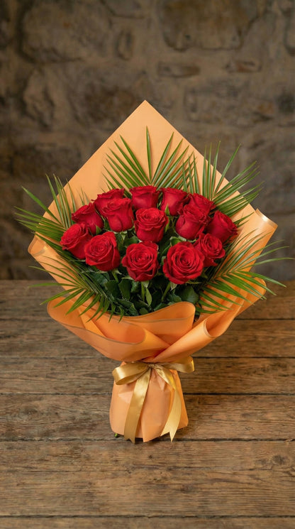 Golden Flame Roses  14 Adet Kırmızı Gül Buketi