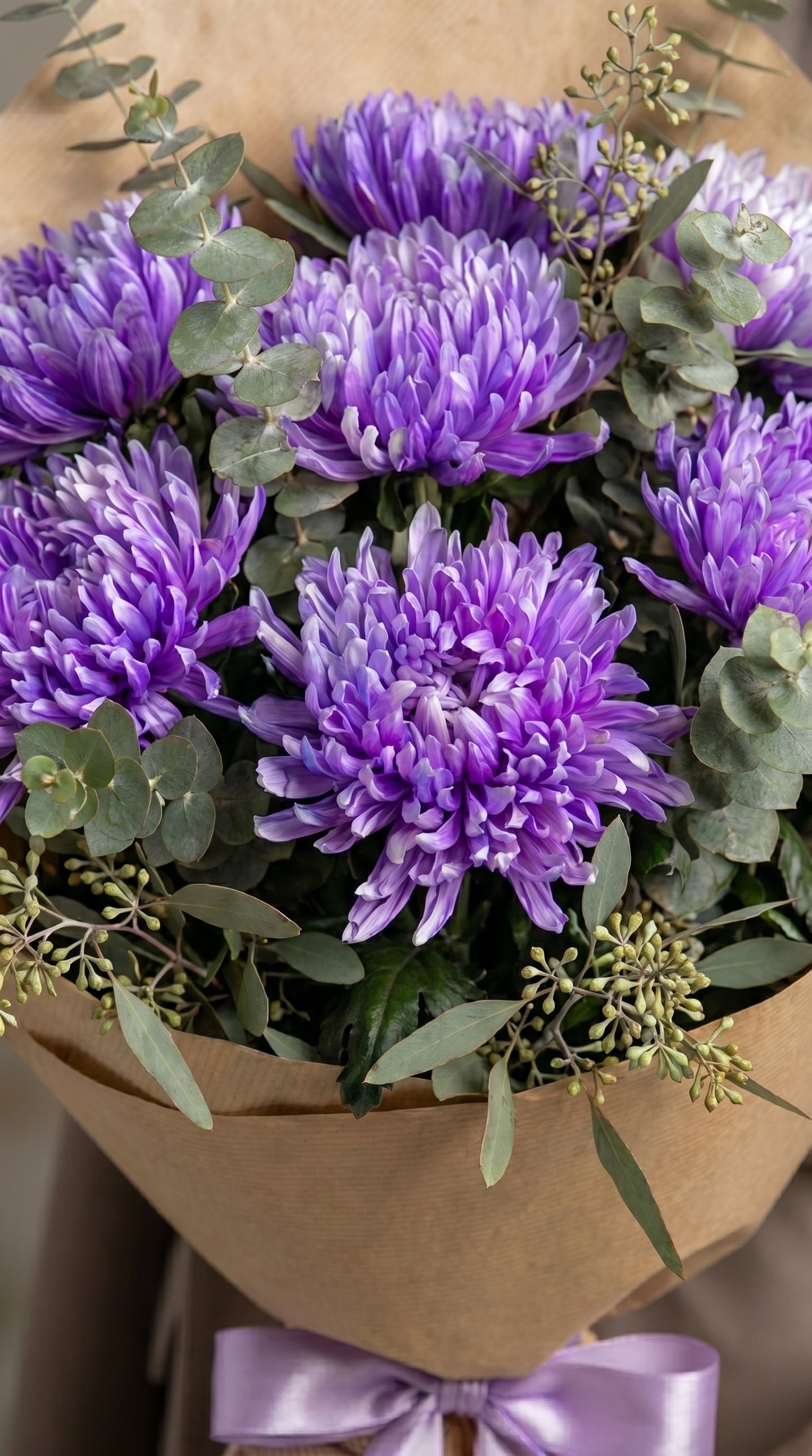 Lavender Majesty  Lila Anastasia Krizantem Buketi