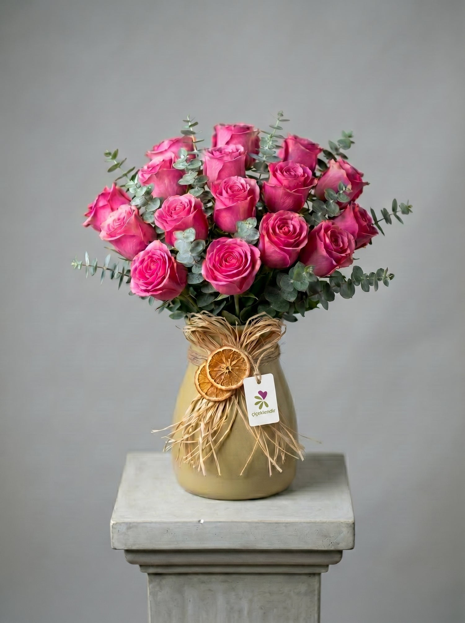 Pink Velvet Romance | Premium Pembe Gül Aranjmanı