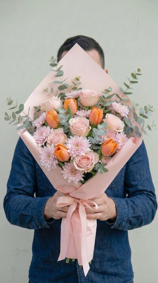 Peach Blush Harmony  Gül & Lale & Krizantem Bahar Buketi