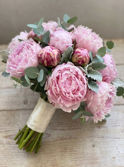 Royal Peony Luxe  Premium Pembe Şakayık Gelin Buketi