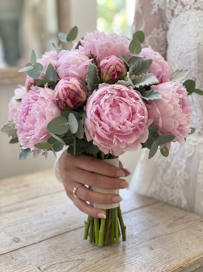 Royal Peony Luxe  Premium Pembe Şakayık Gelin Buketi